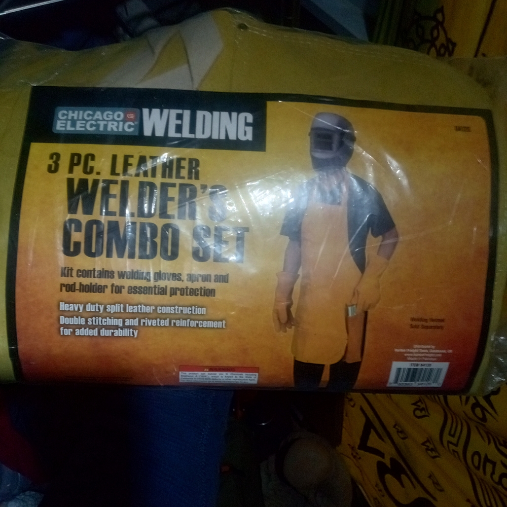 3 Piece Leather Welding Set.  Chicago Electric BRAND NEW